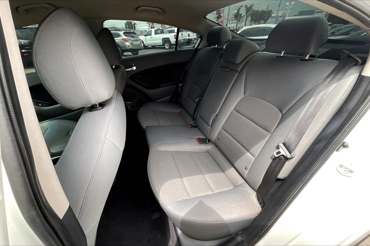Kia Forte photo 22