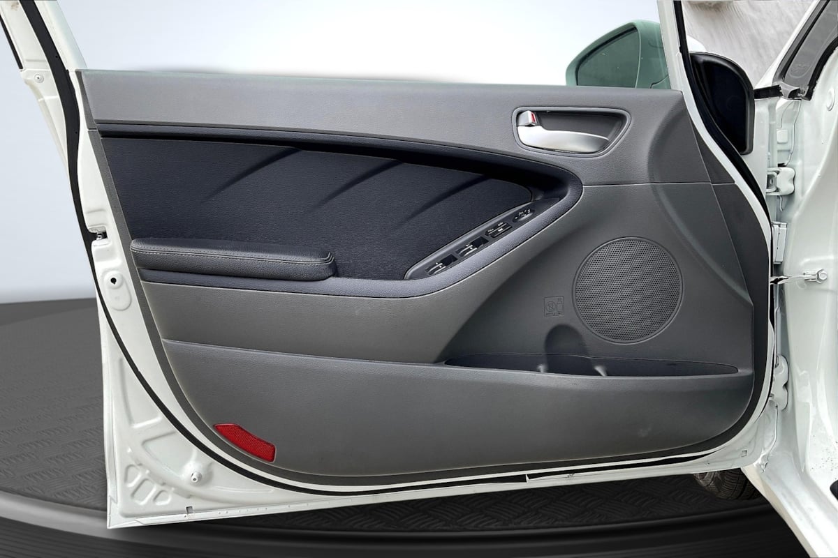 Kia Forte photo 19