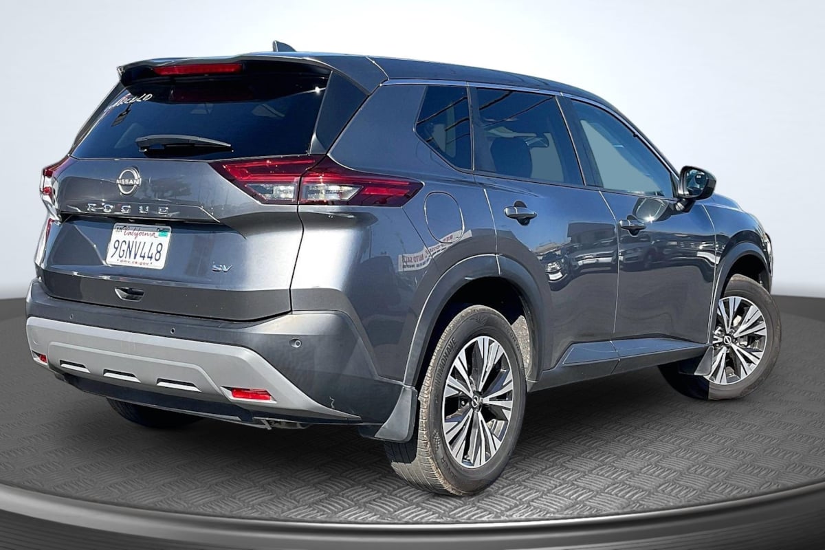 Nissan Rogue photo 13