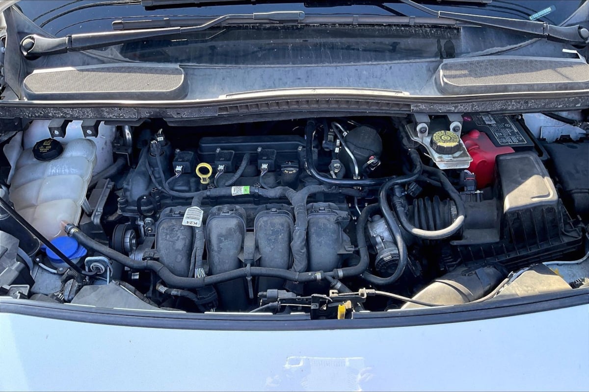 Ford Transit Connect photo 8