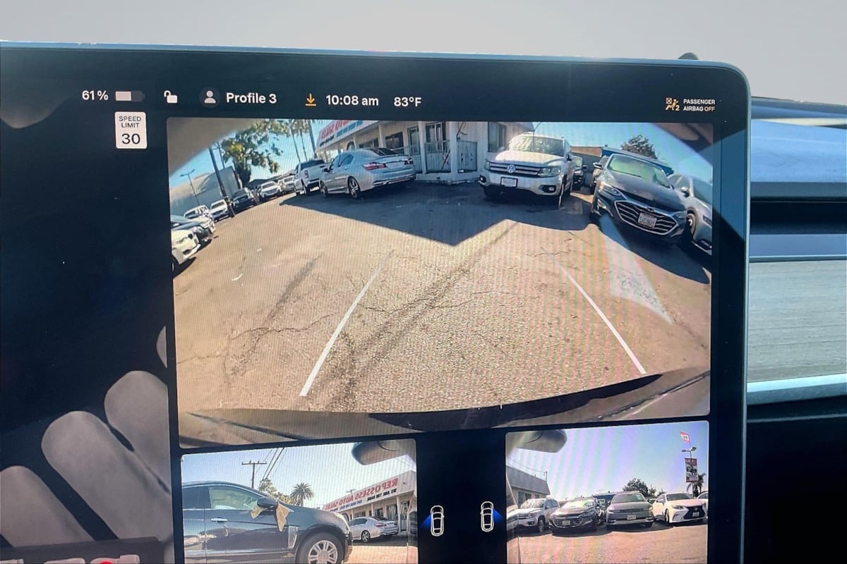 Tesla Model 3 photo 21