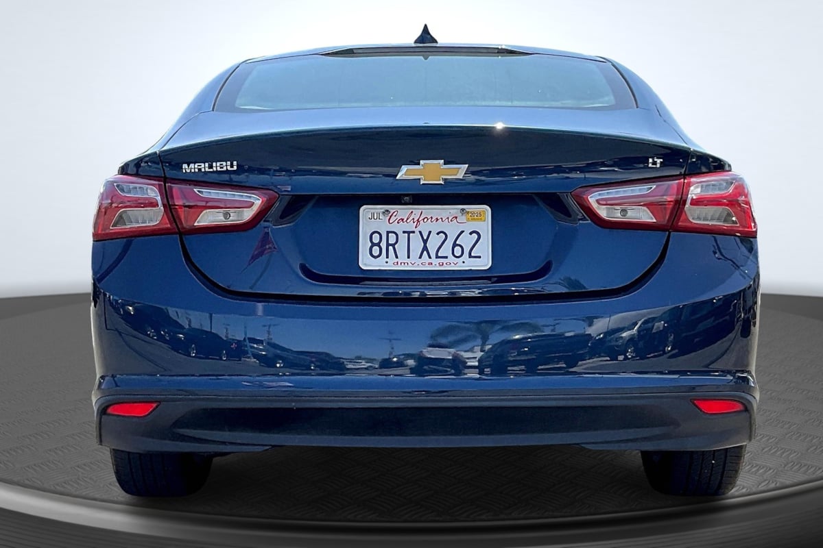 Chevrolet Malibu photo 4