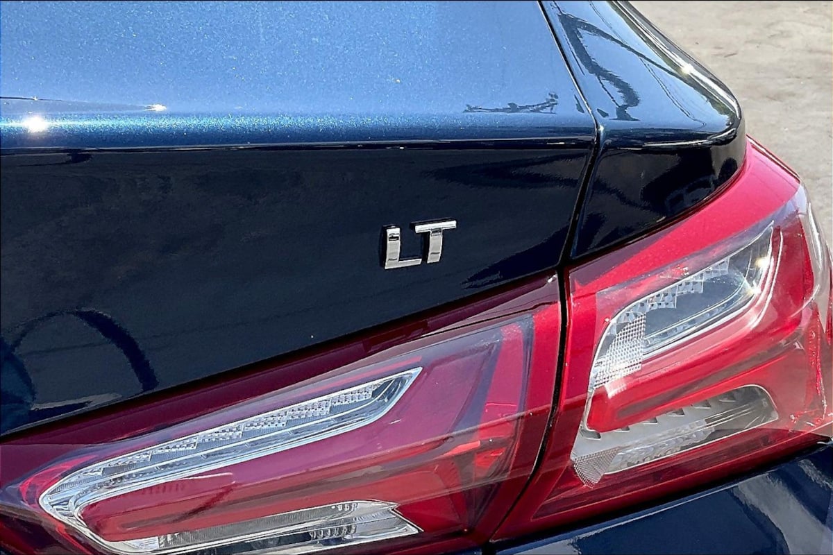 Chevrolet Malibu photo 8
