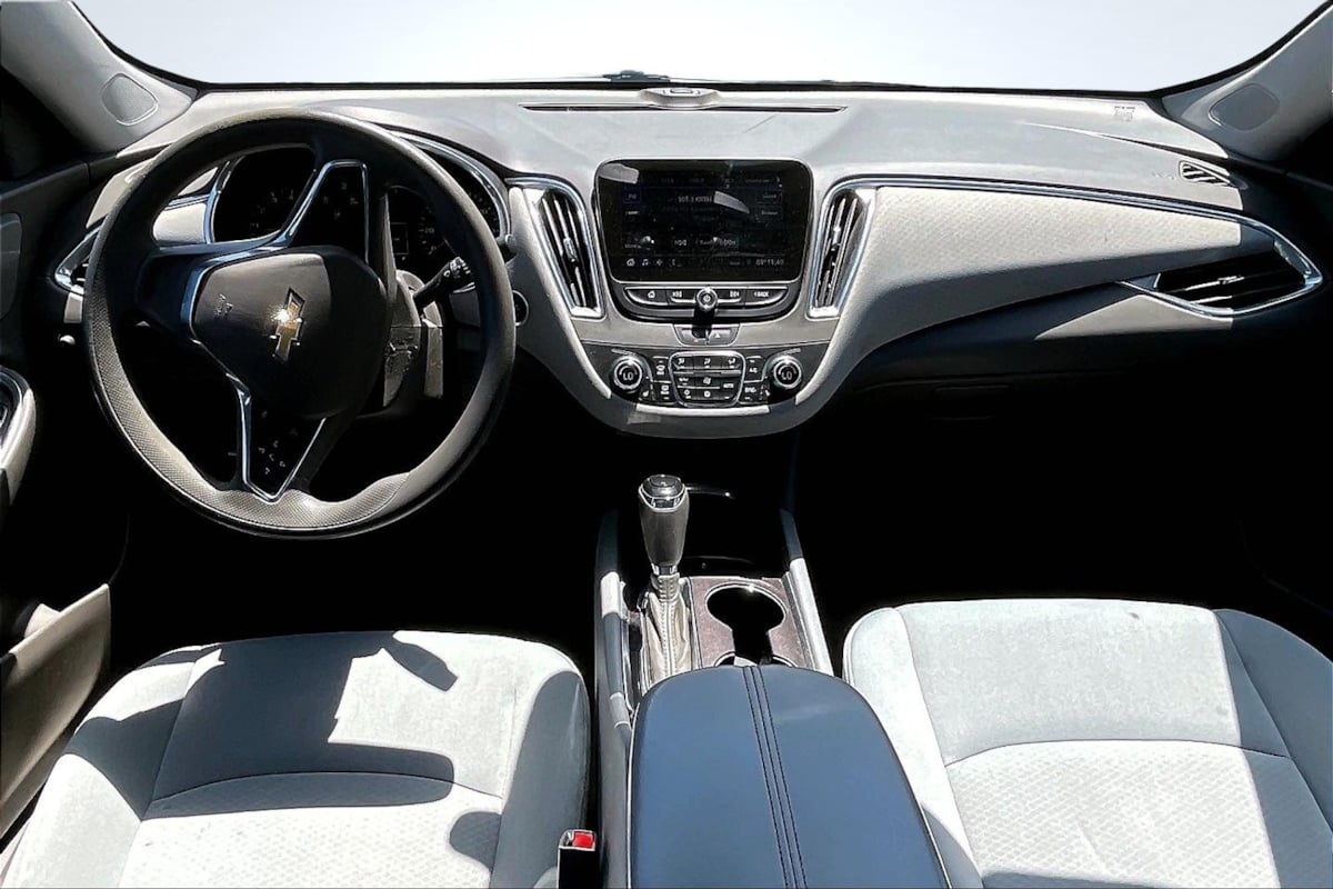 Chevrolet Malibu photo 16