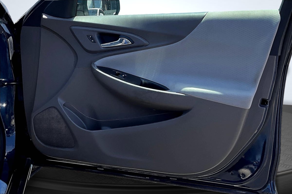 Chevrolet Malibu photo 24