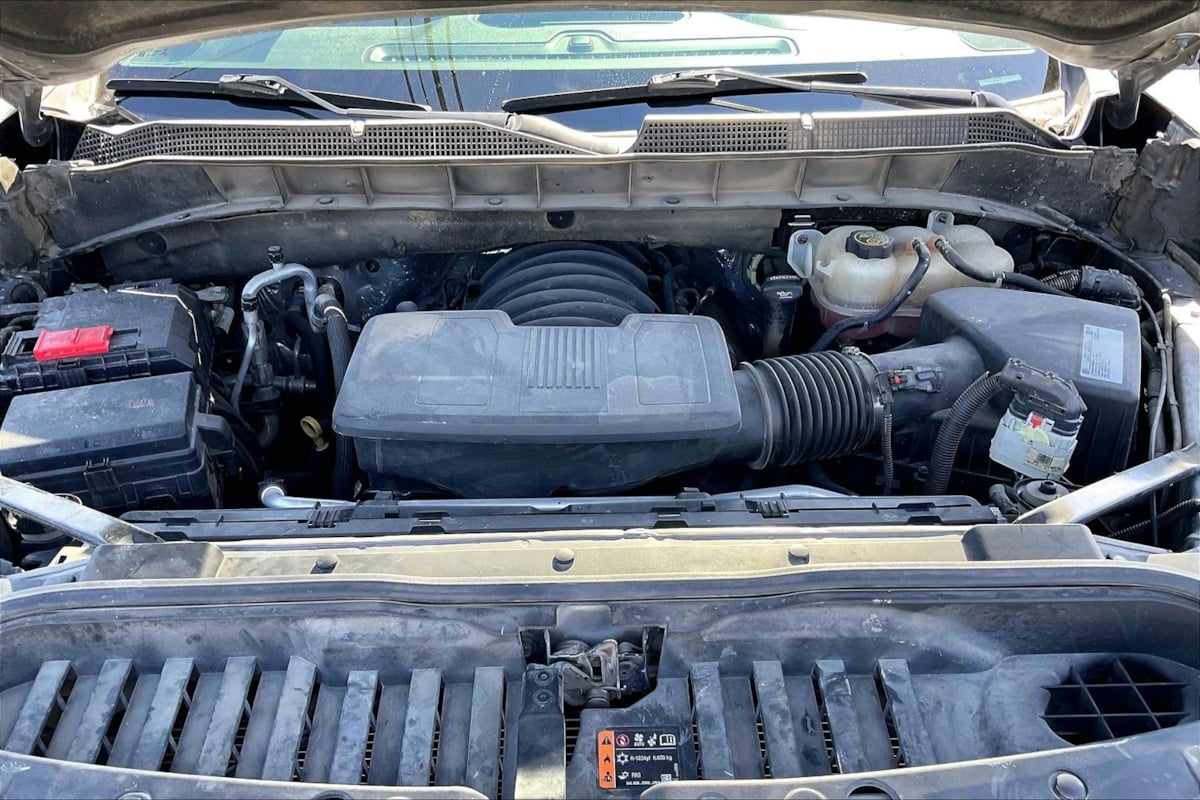 Chevrolet Silverado photo 10