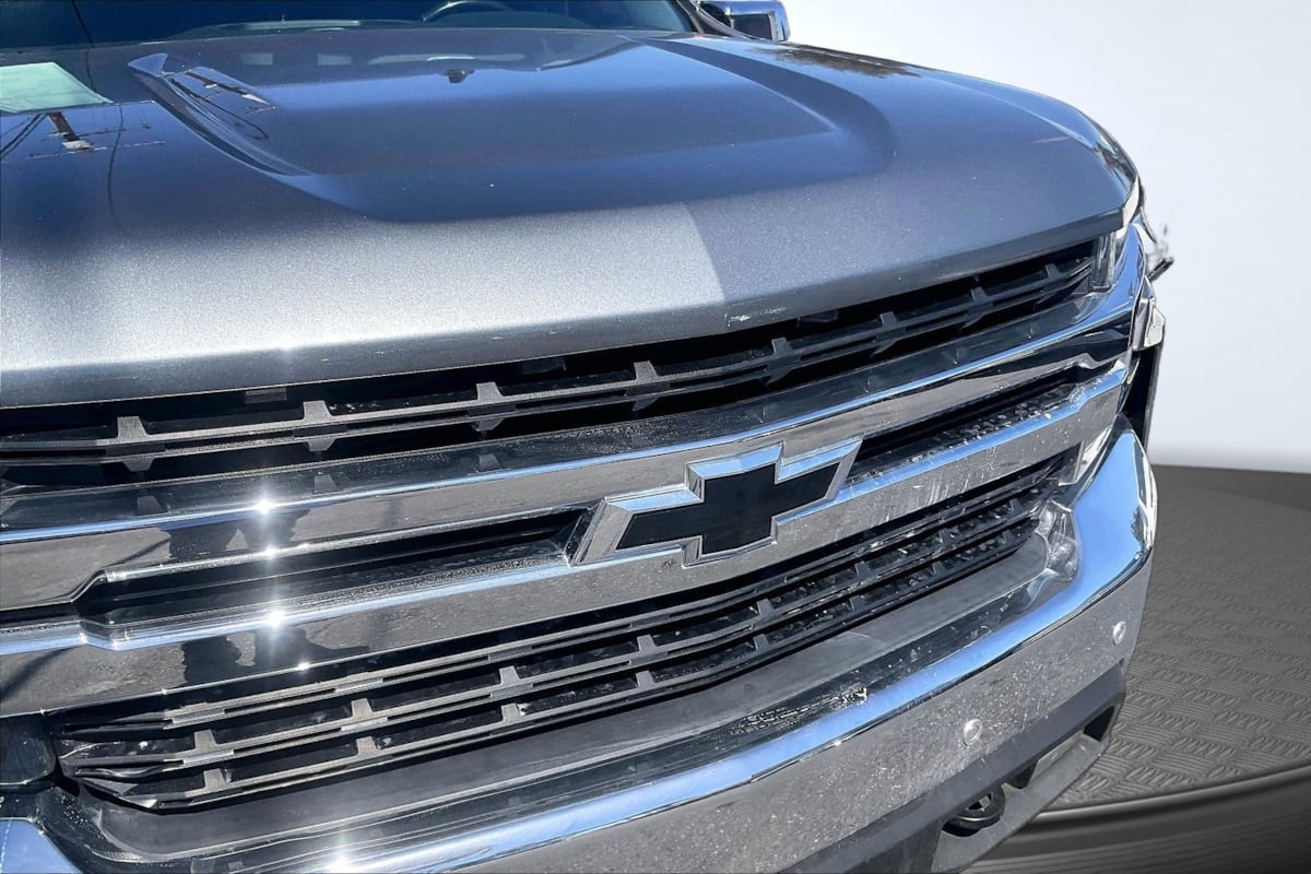 Chevrolet Silverado photo 28