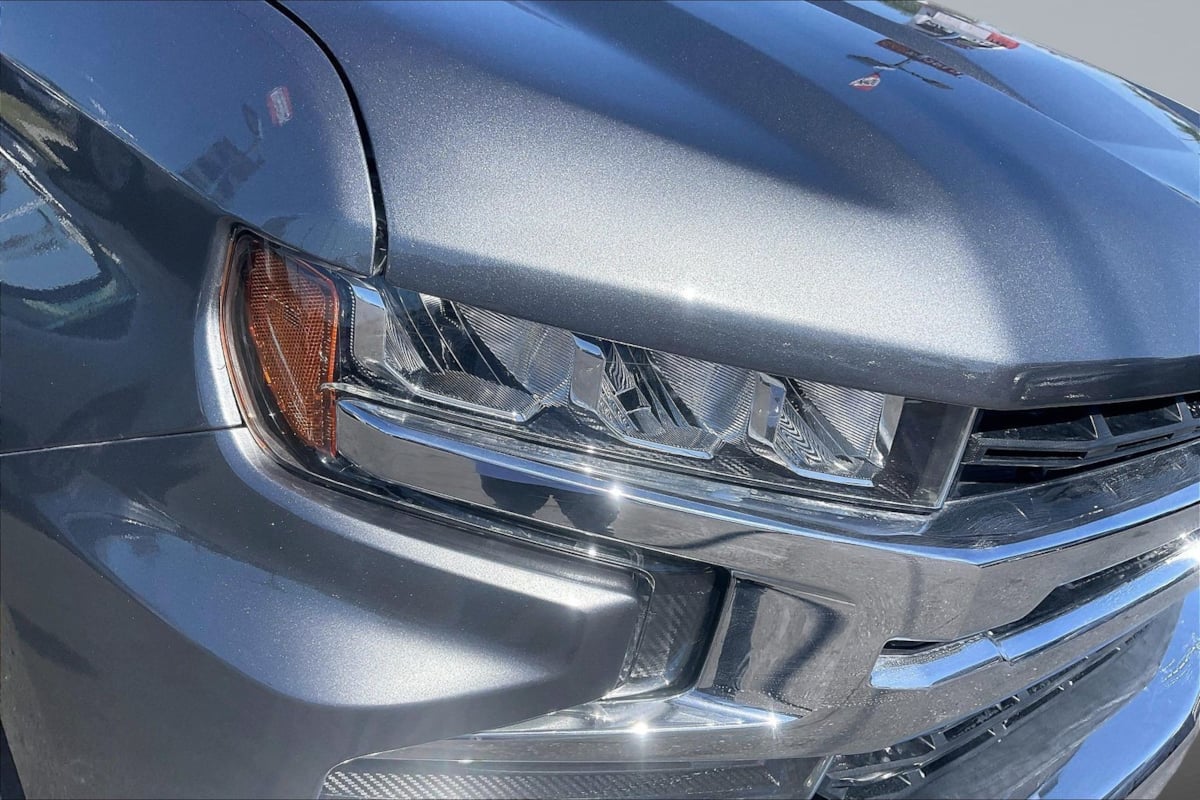 Chevrolet Silverado photo 29