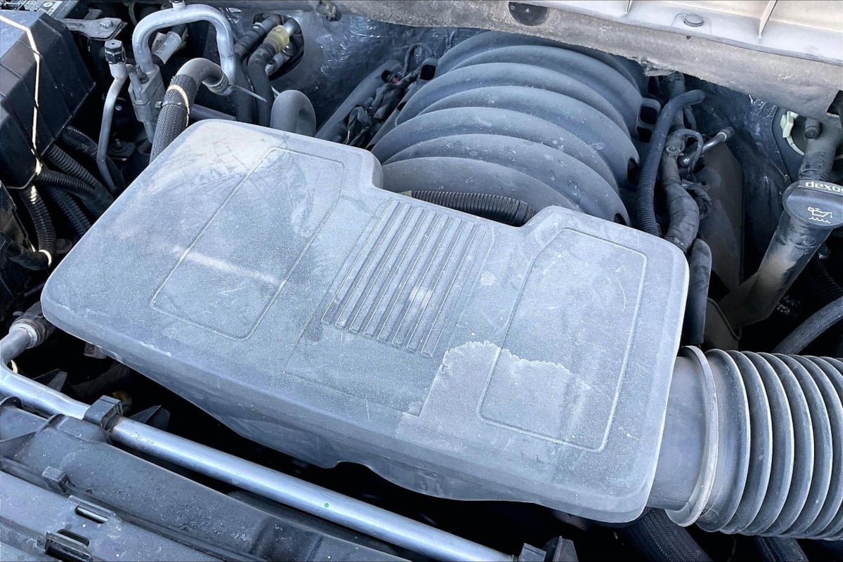 Chevrolet Silverado photo 32