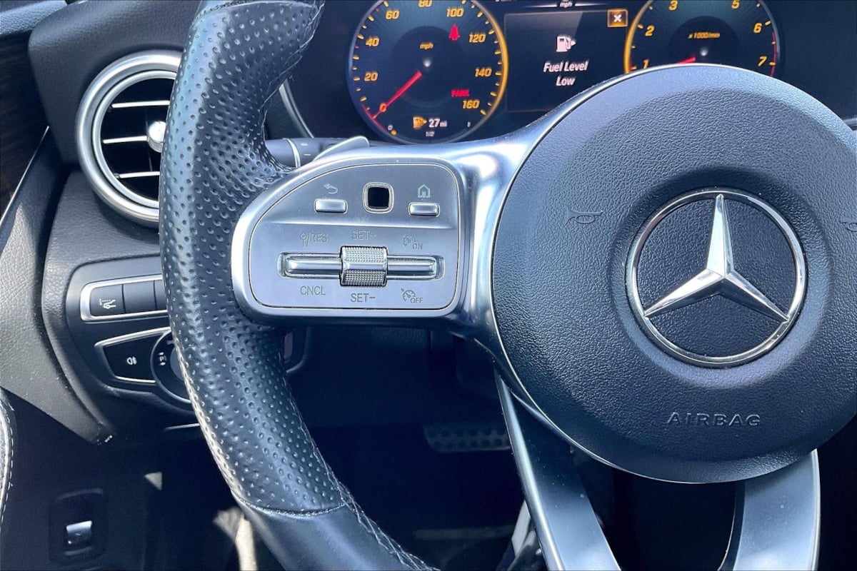 Mercedes-Benz C300 photo 18