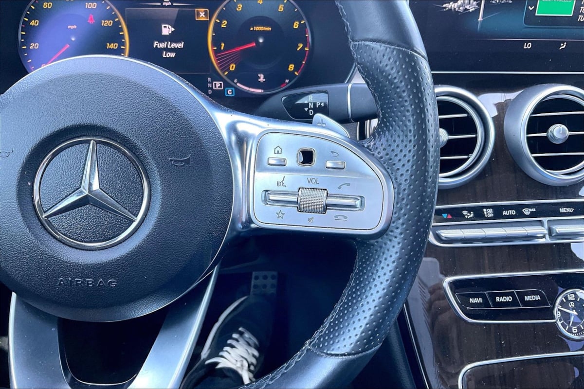 Mercedes-Benz C300 photo 19