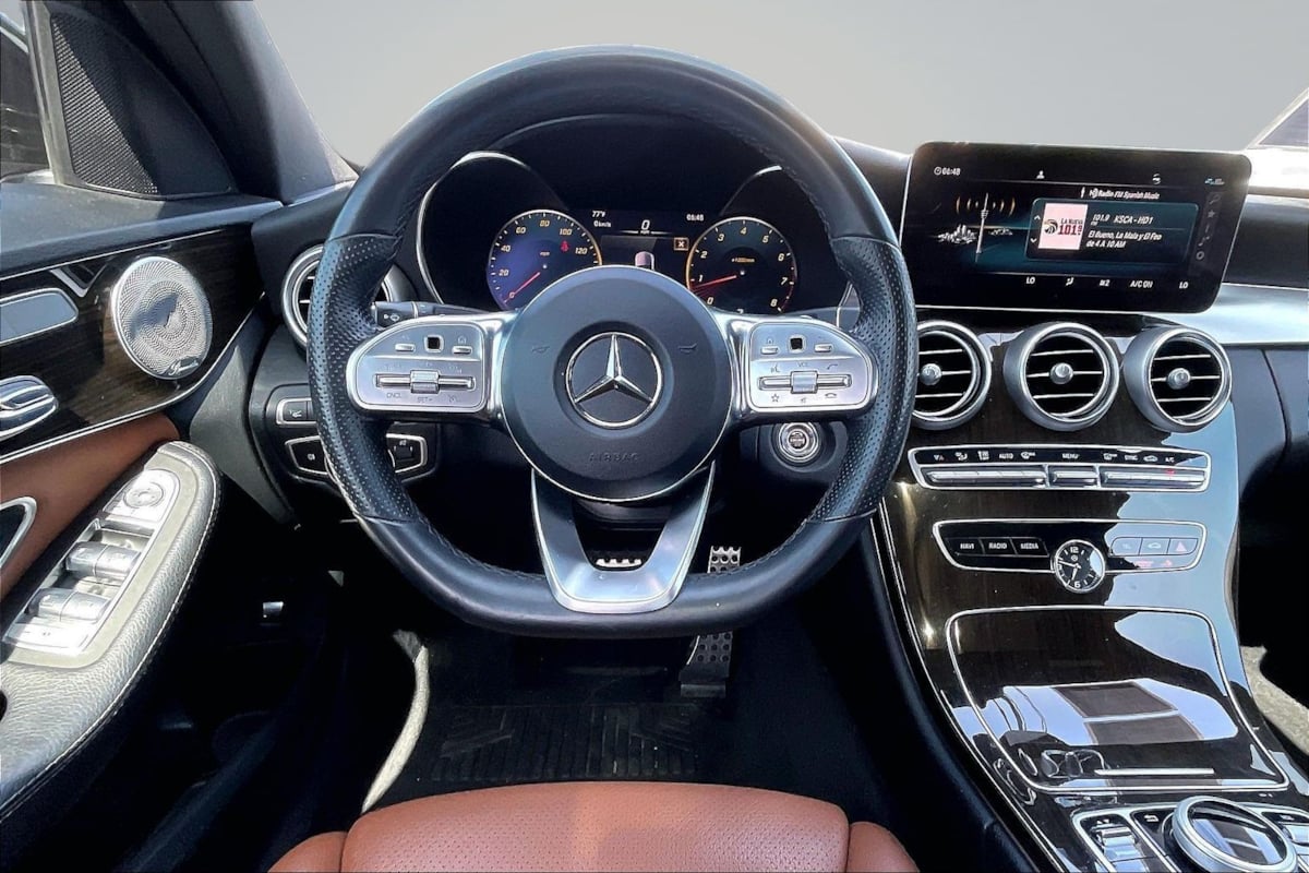 Mercedes-Benz C300 photo 5
