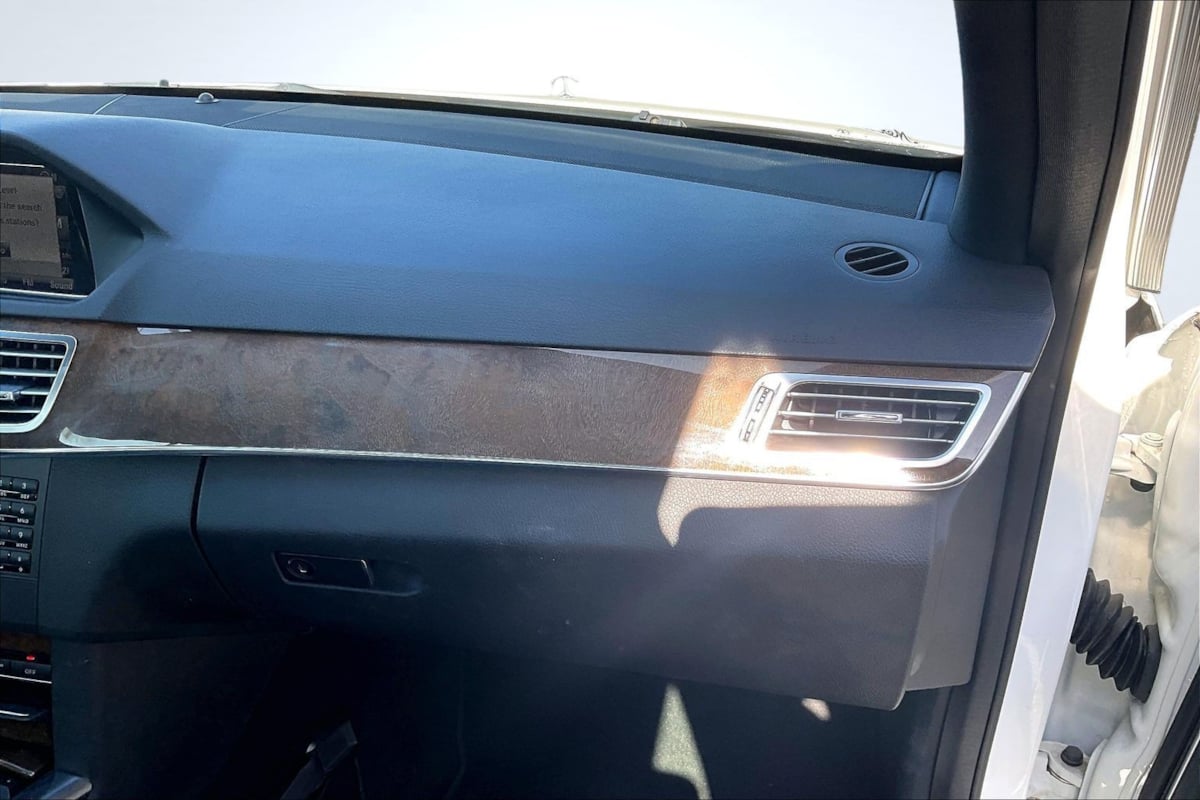 Mercedes-Benz e photo 17