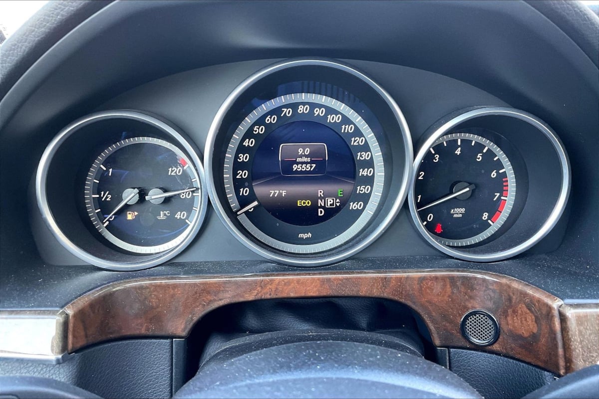 Mercedes-Benz e photo 20