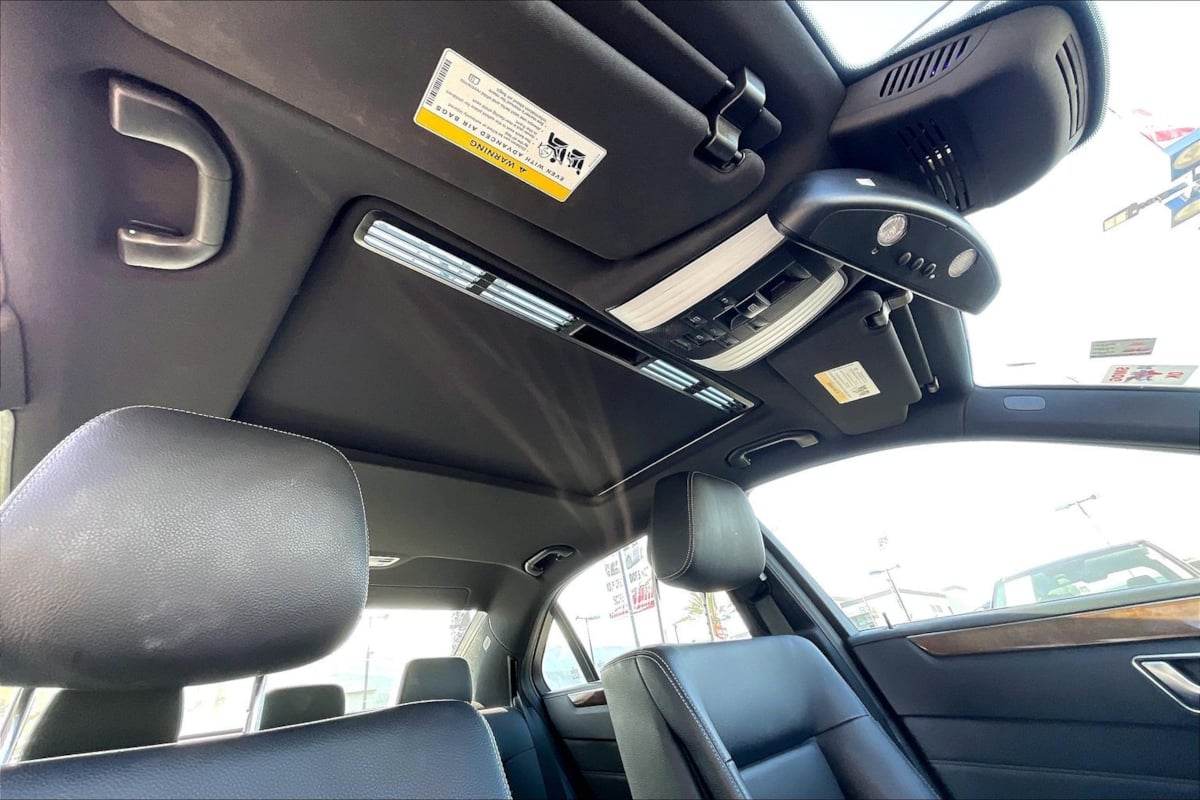 Mercedes-Benz e photo 22