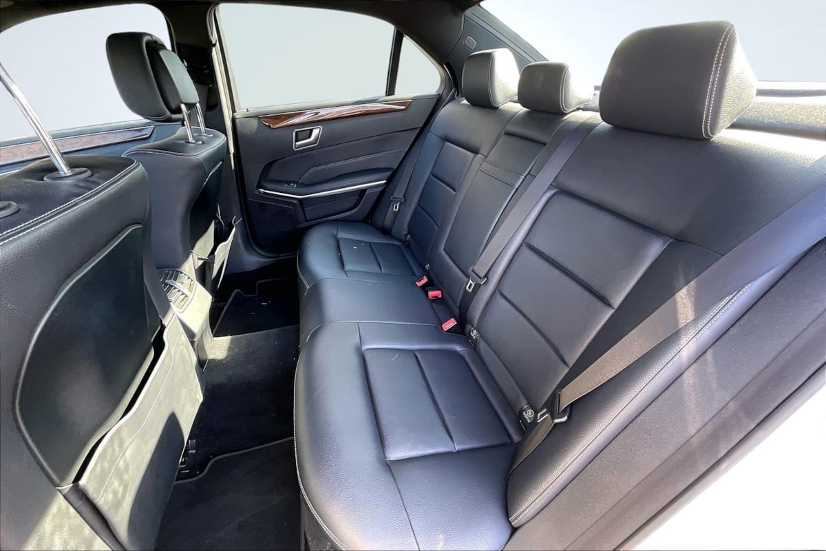 Mercedes-Benz e photo 26