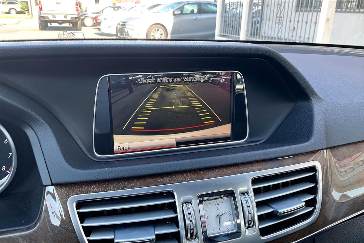 Mercedes-Benz e photo 21