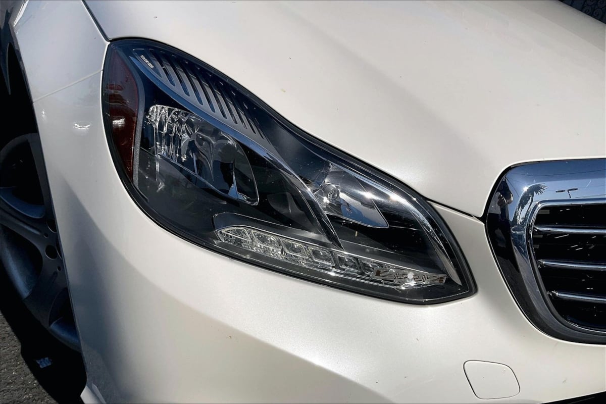 Mercedes-Benz e photo 29