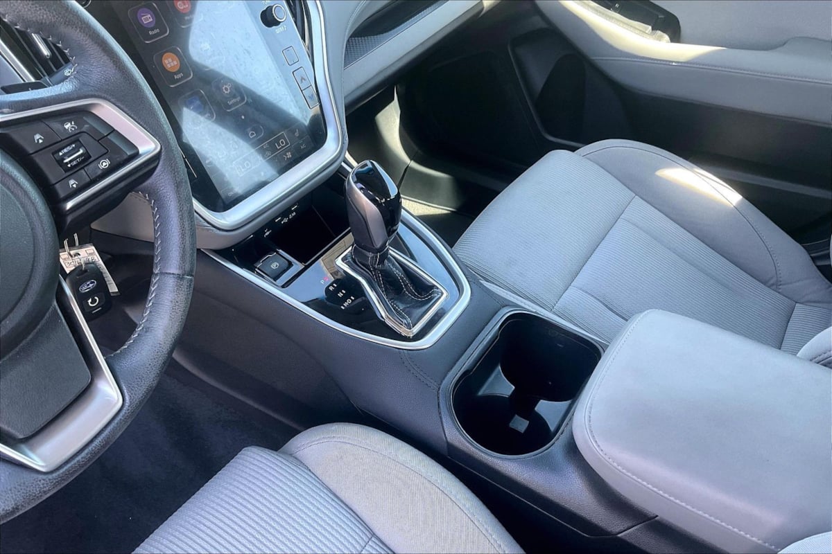 Subaru Legacy photo 15