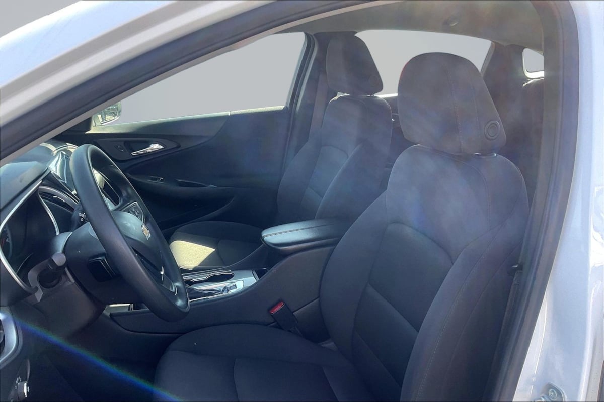 Chevrolet Malibu photo 25