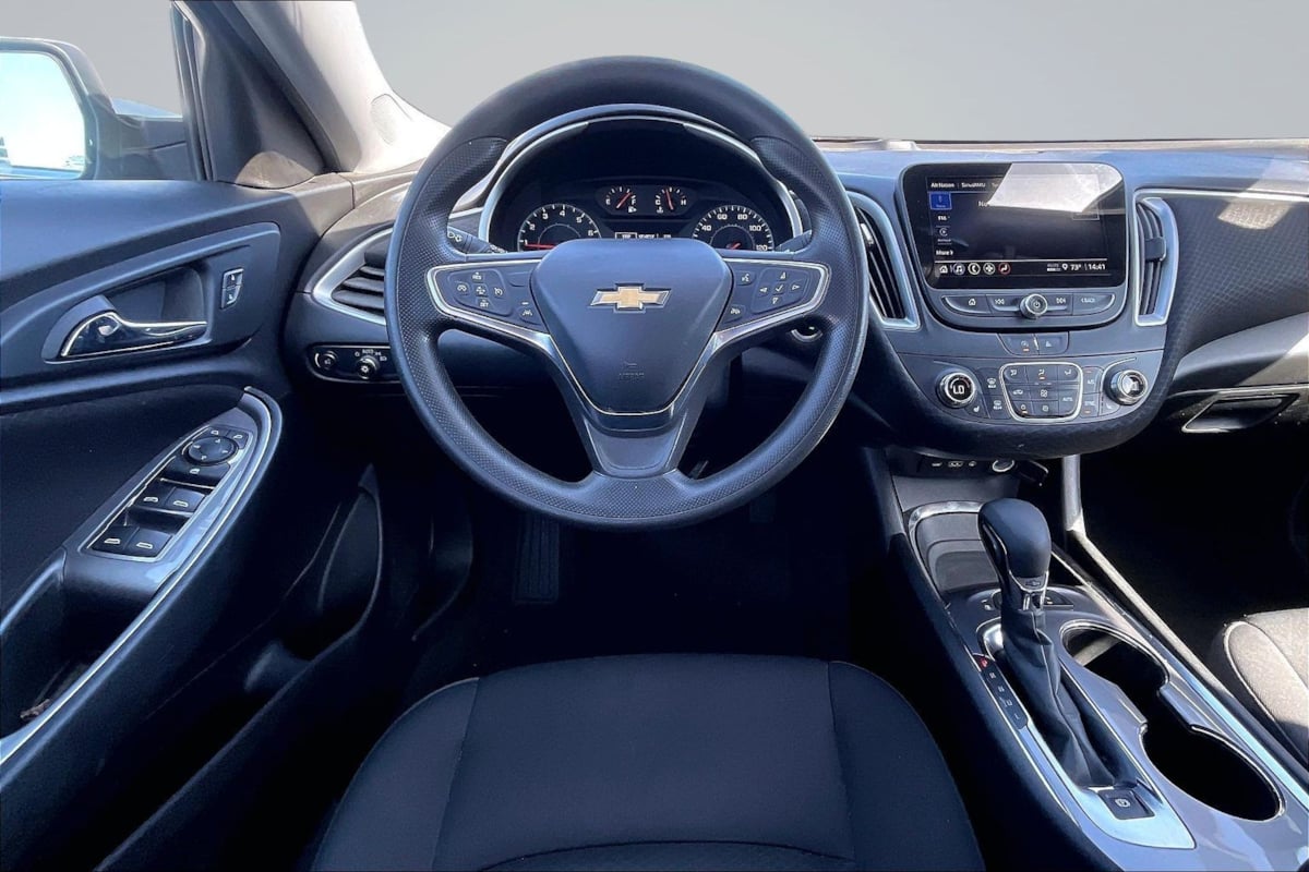 Chevrolet Malibu photo 5