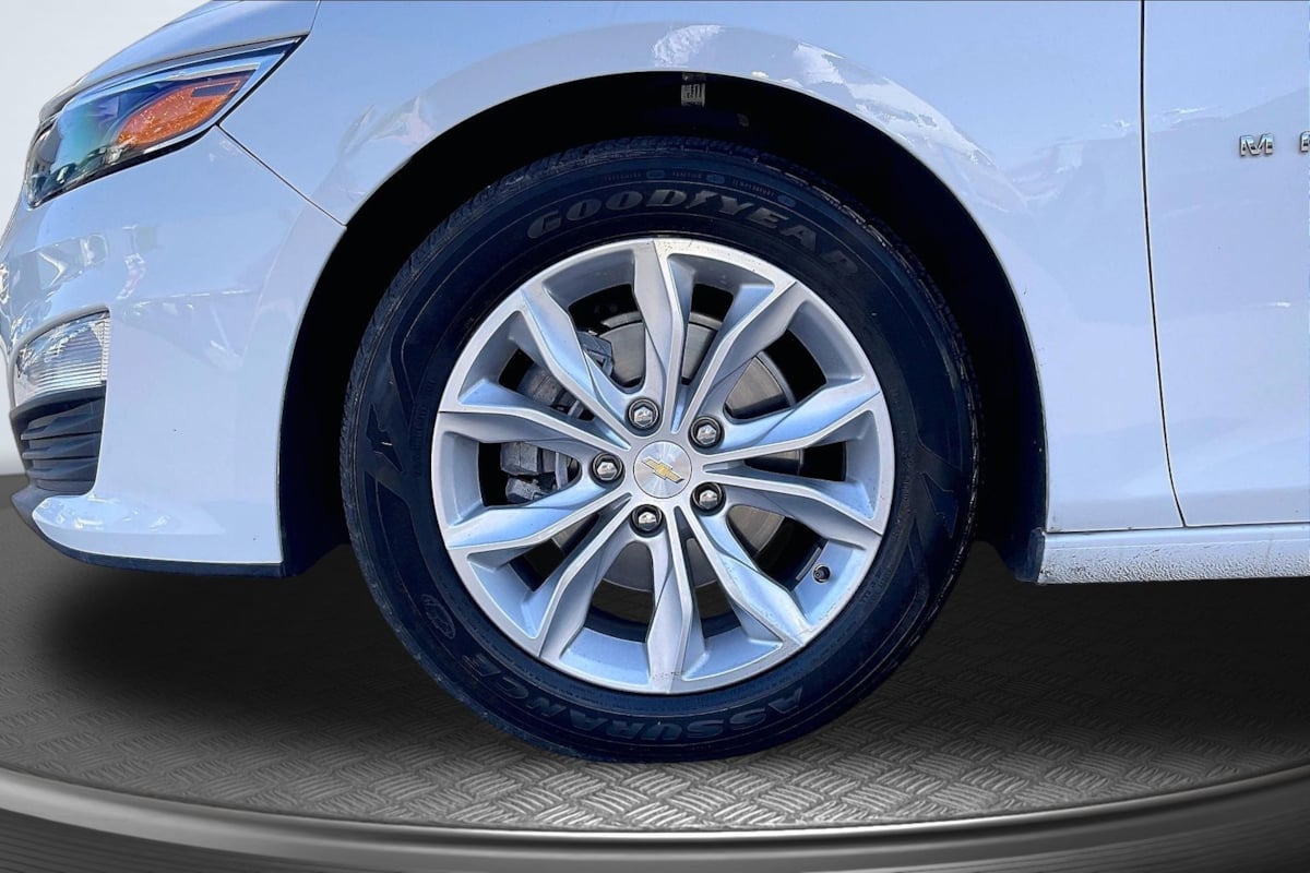 Chevrolet Malibu photo 9