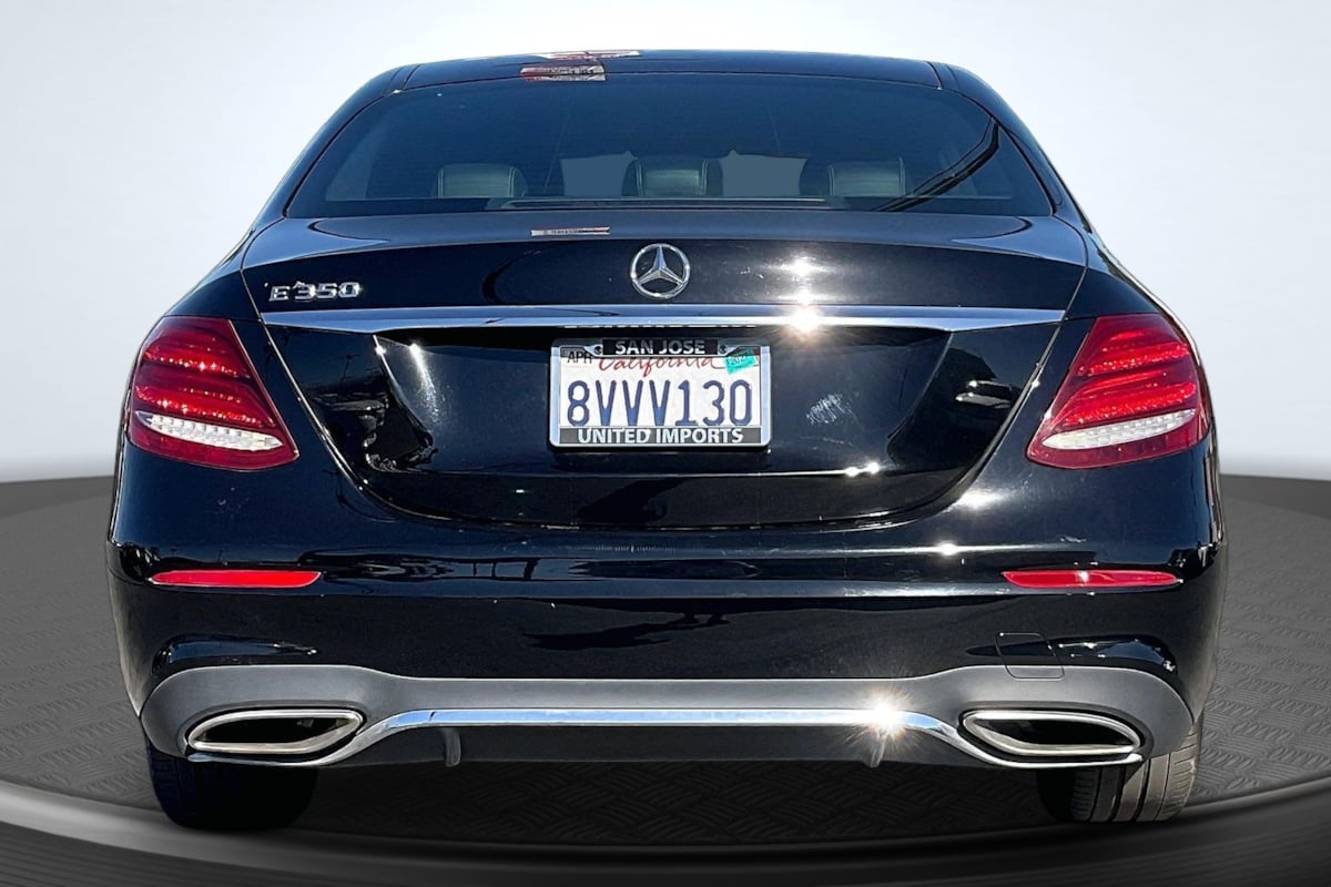 Mercedes-Benz e photo 4