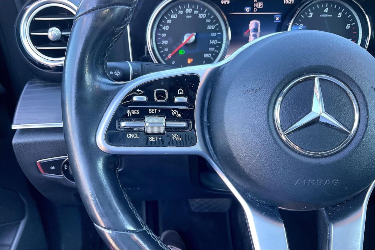 Mercedes-Benz e photo 18