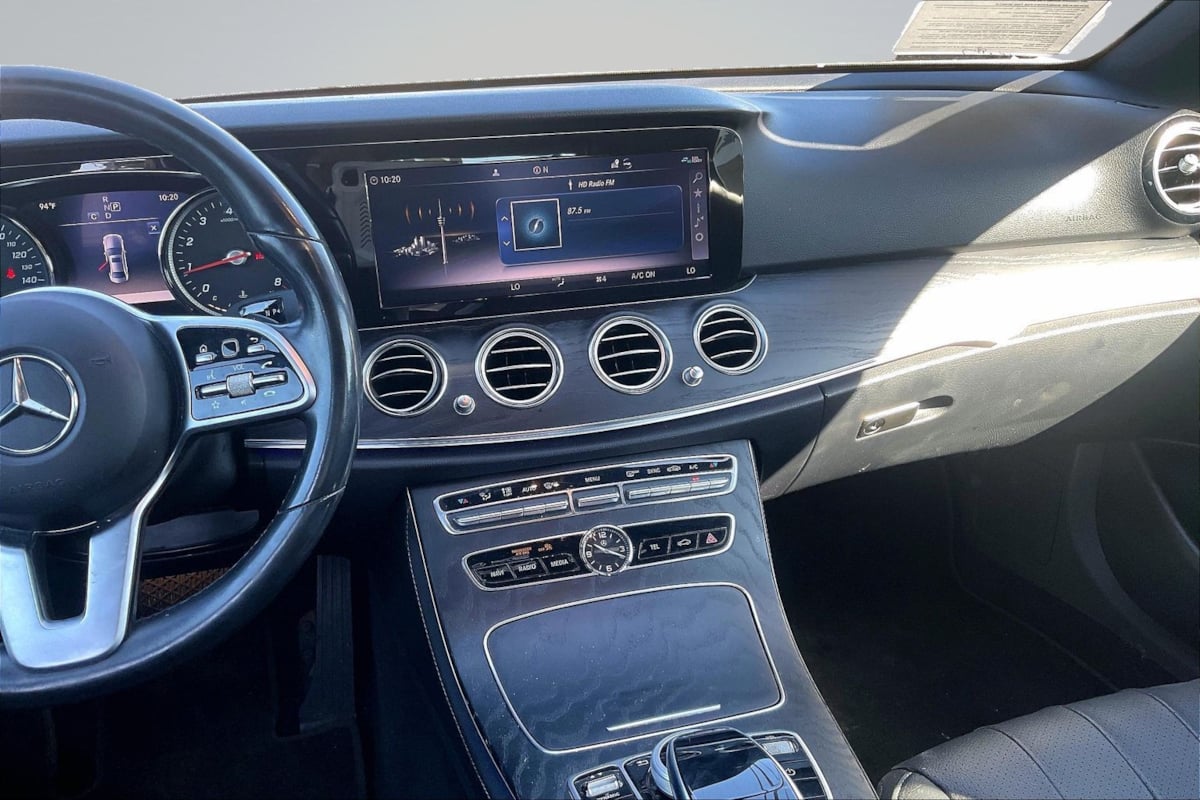 Mercedes-Benz e photo 6