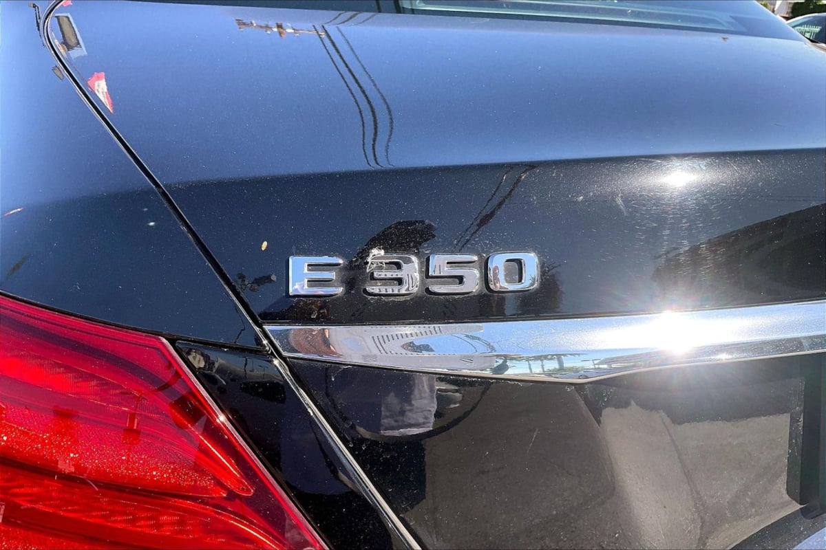 Mercedes-Benz e photo 8