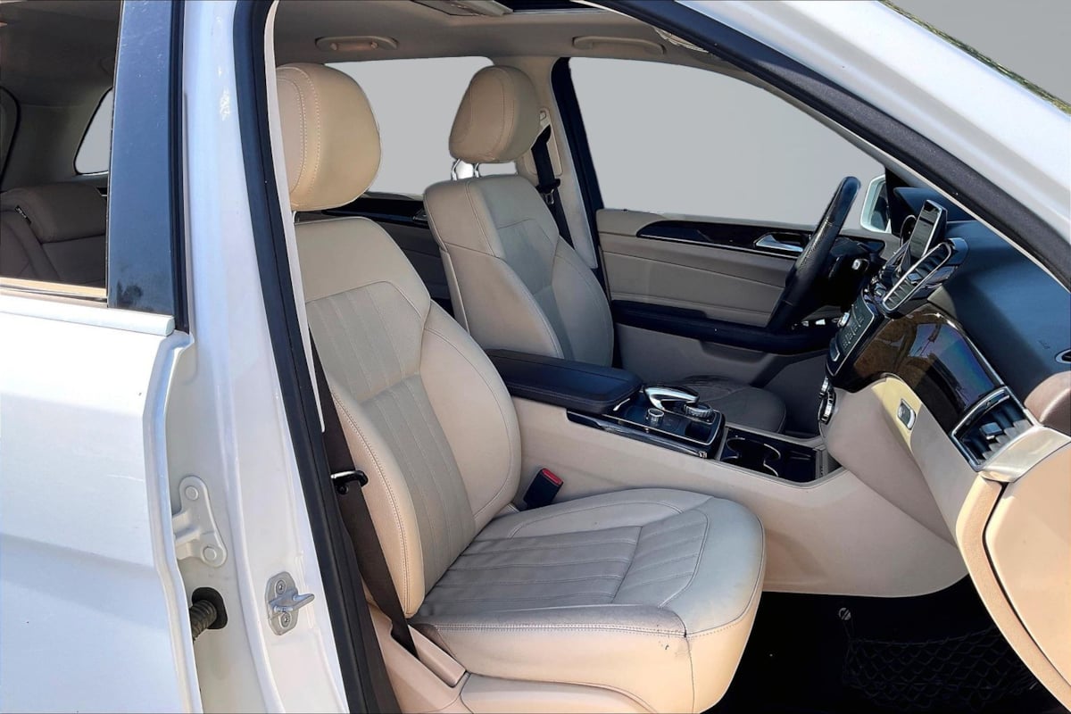 Mercedes-Benz GLE photo 7