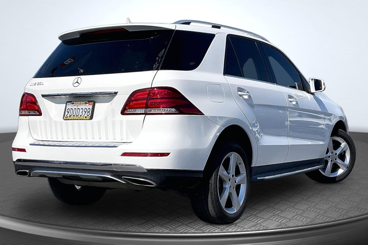 Mercedes-Benz GLE photo 13