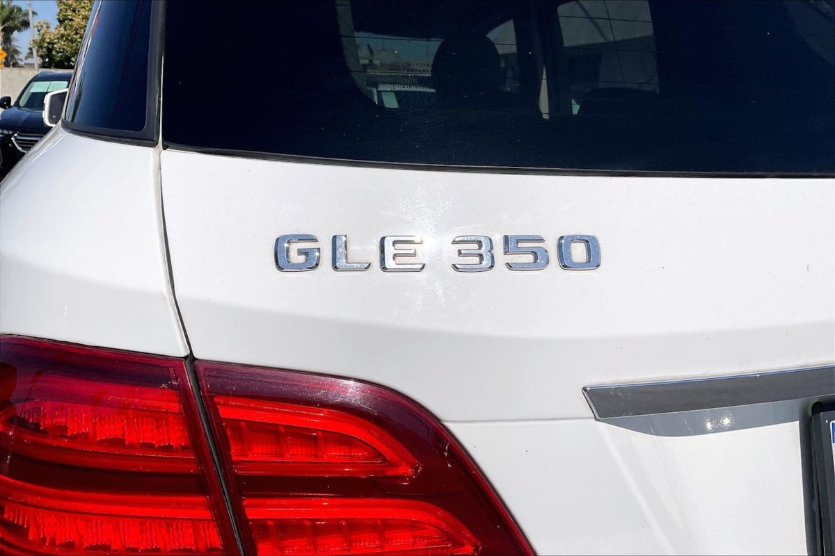 Mercedes-Benz GLE photo 8