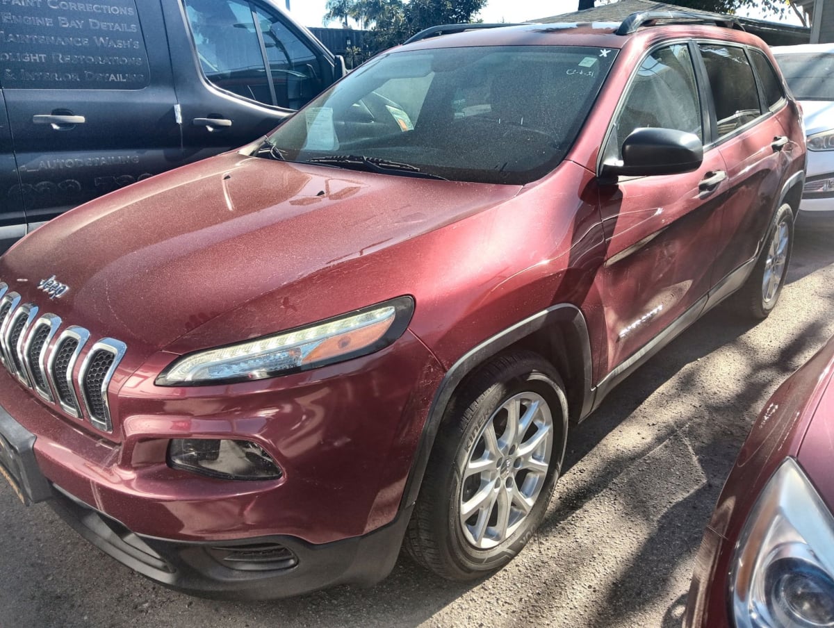 2015 Jeep Cherokee Sport