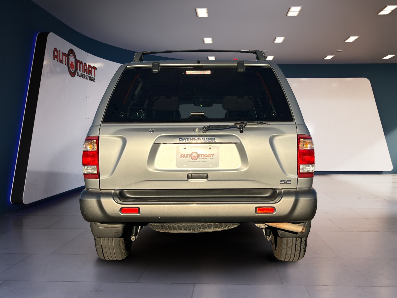 2000 Nissan Pathfinder XE photo 4