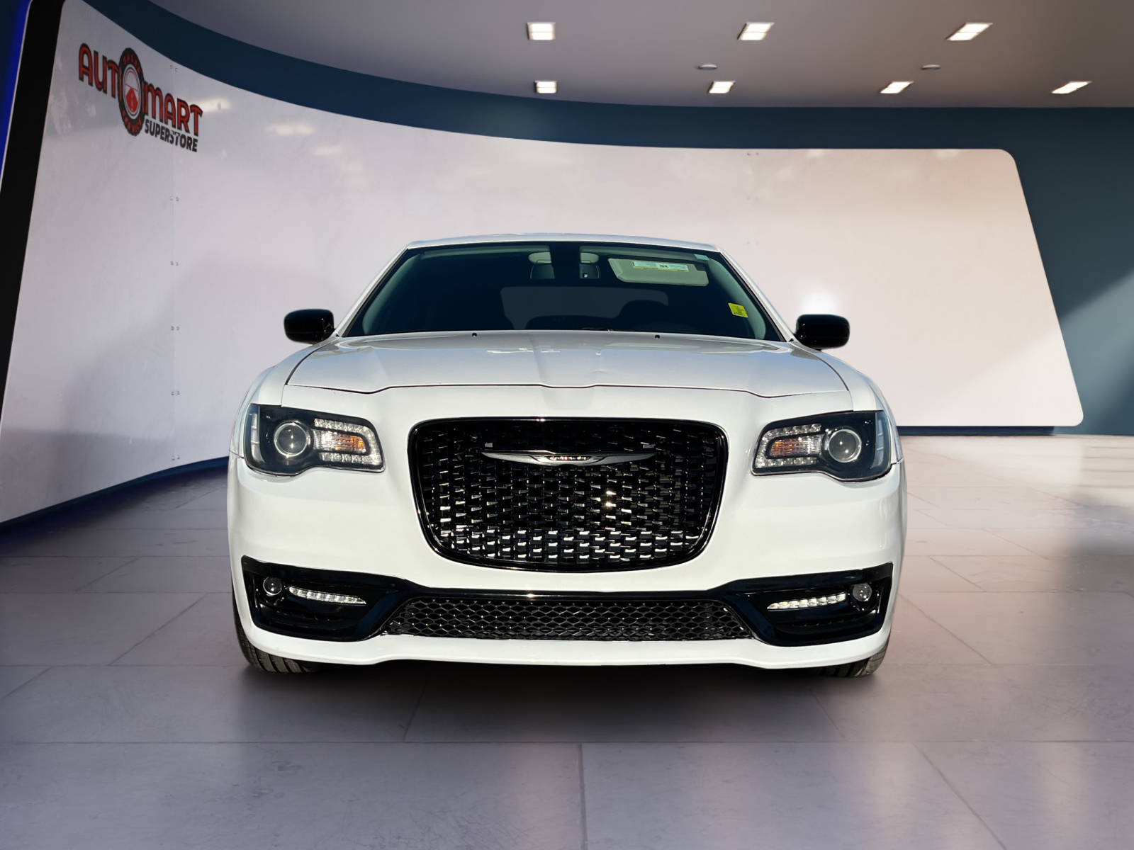 2021 Chrysler 300 Touring - Photo 8