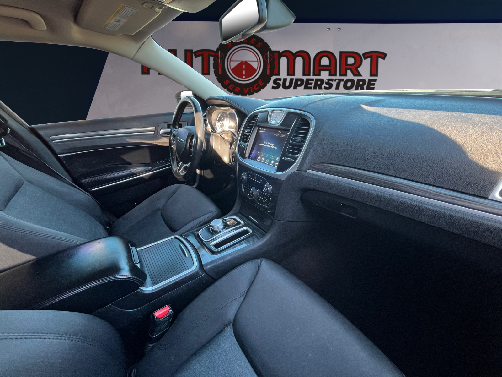 2021 Chrysler 300 Touring - Photo 15