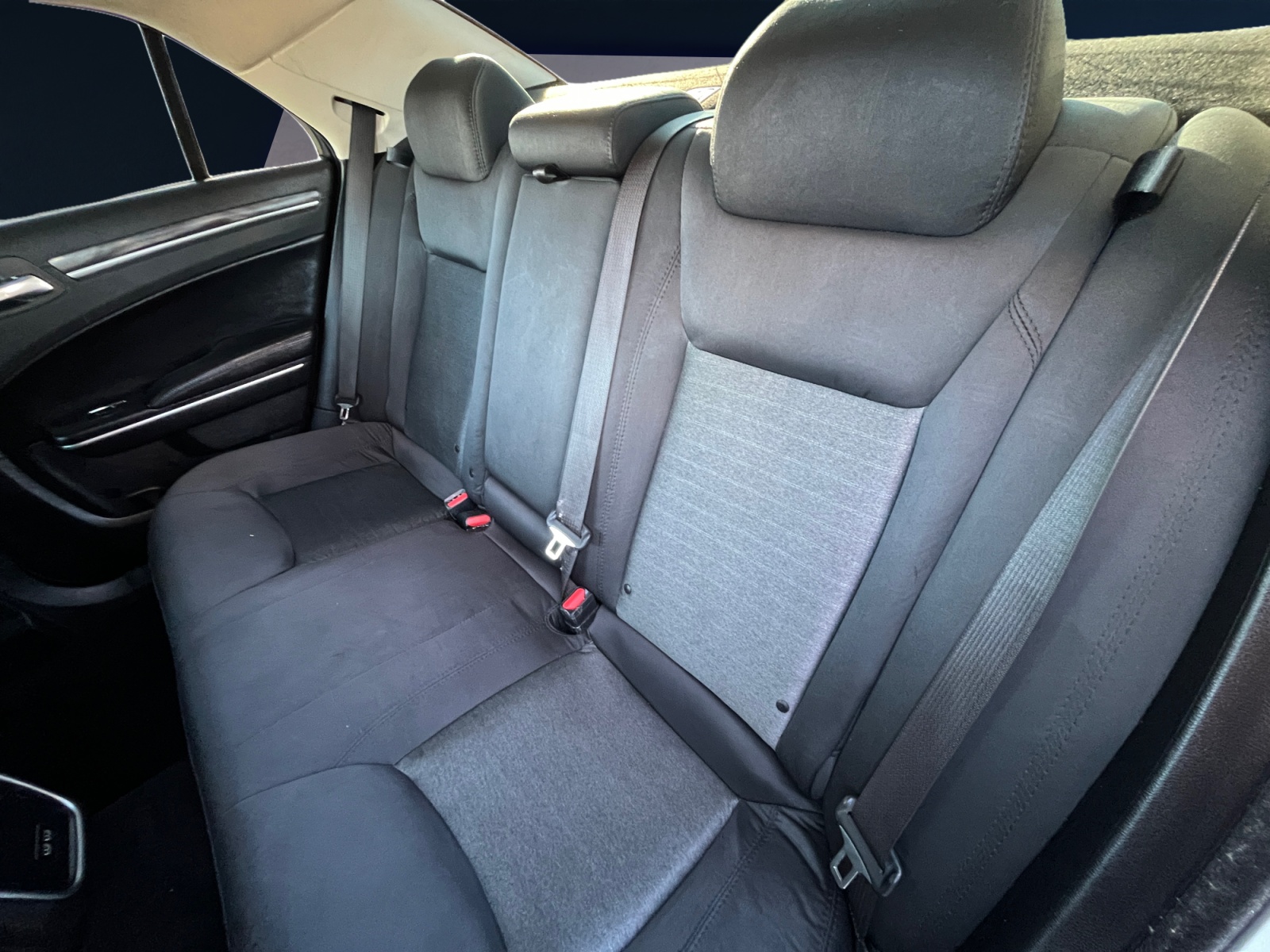 2021 Chrysler 300 Touring - Photo 13