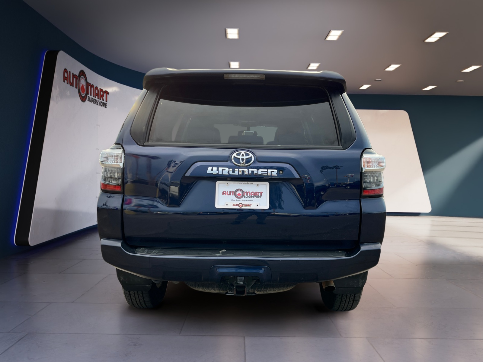 2019 Toyota 4Runner SR5 4WD photo 4