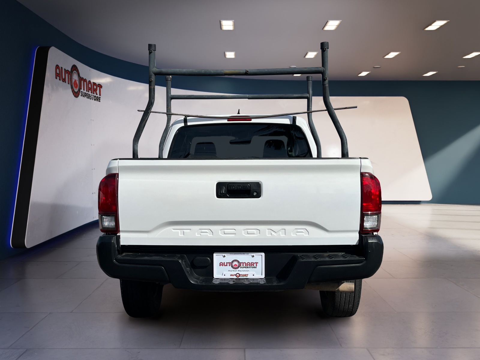 2022 Toyota Tacoma SR photo 4