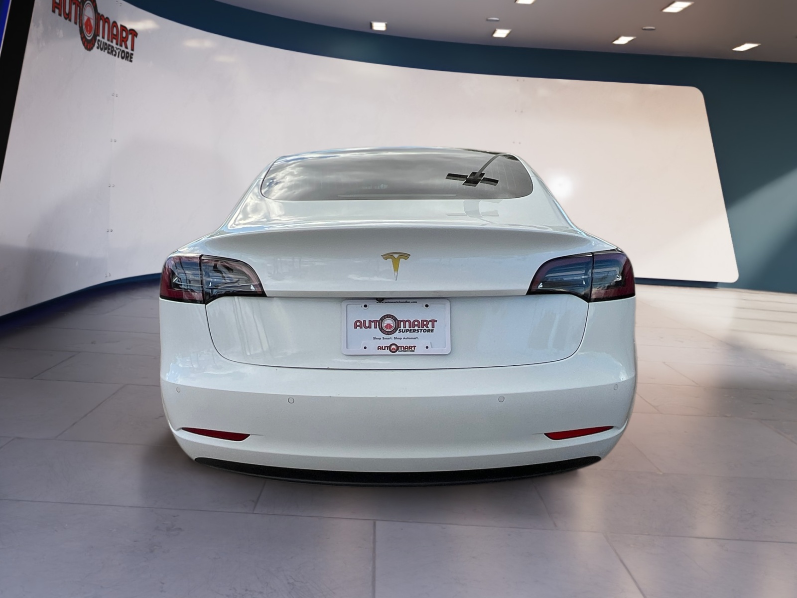2019 Tesla Model 3 Standard Range Plus photo 4