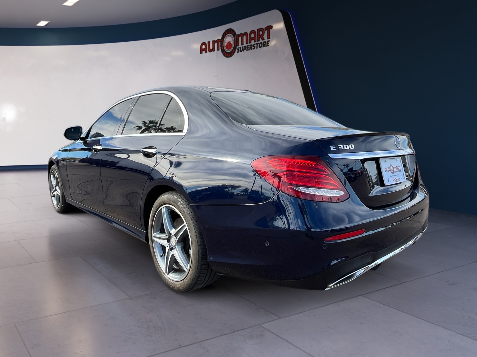 2017 Mercedes Benz E 300 4MATIC Sedan photo 3