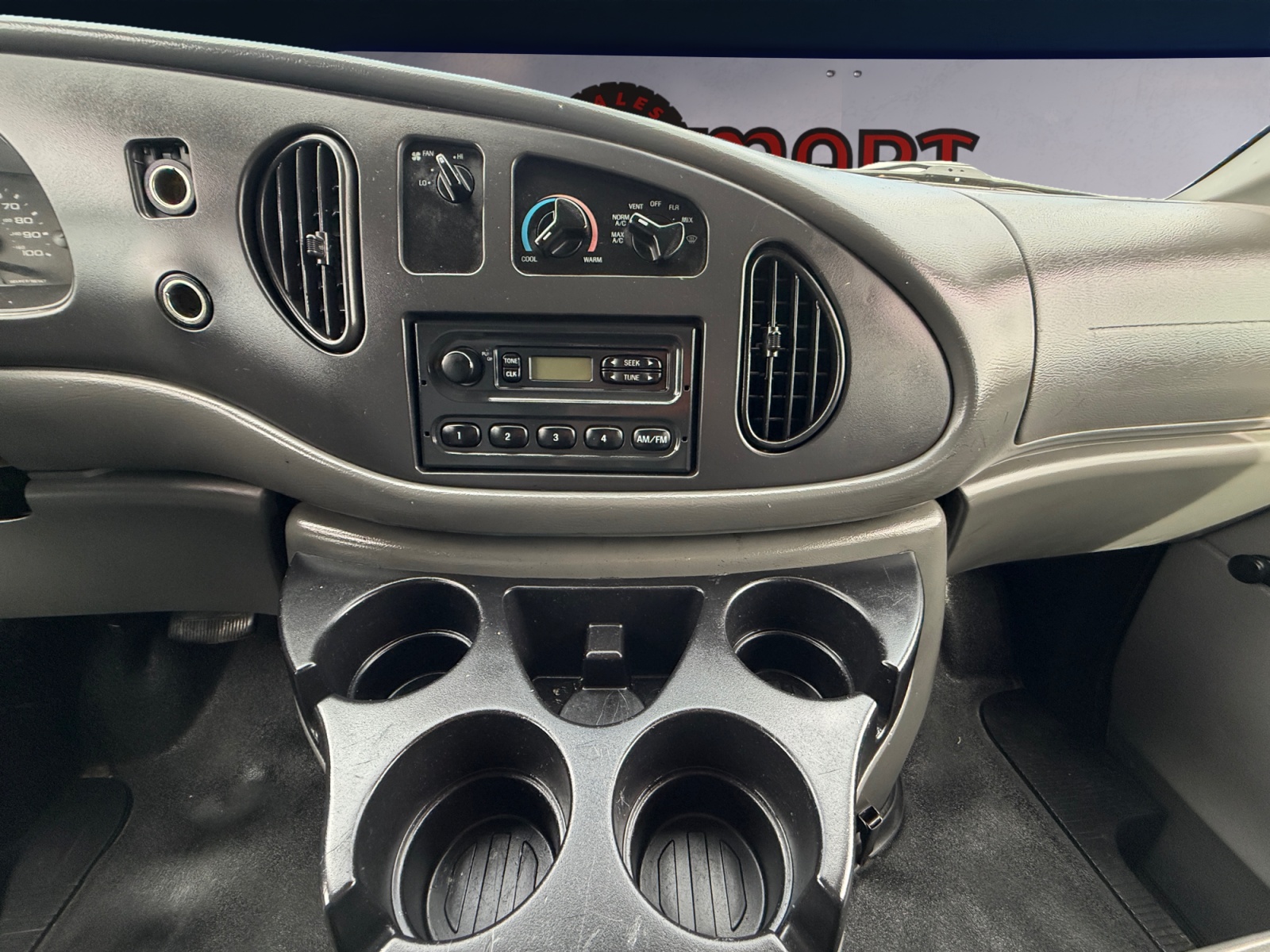 2006 Ford Econoline Van Commercial - Photo 11