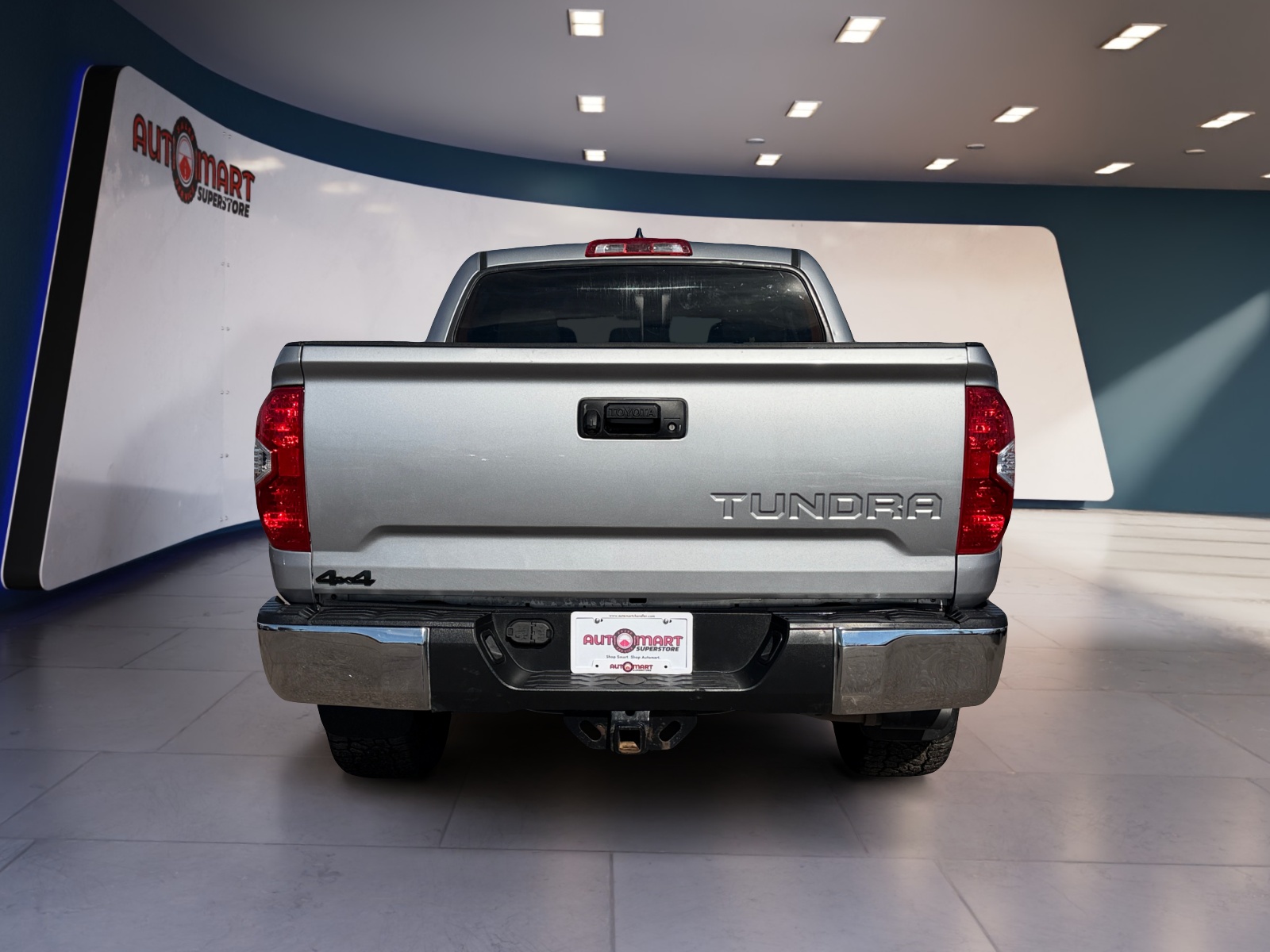 2020 Toyota Tundra SR5 - Photo 4