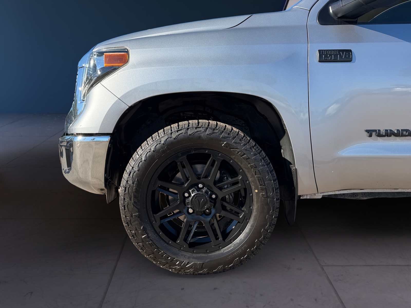 2020 Toyota Tundra SR5 - Photo 14