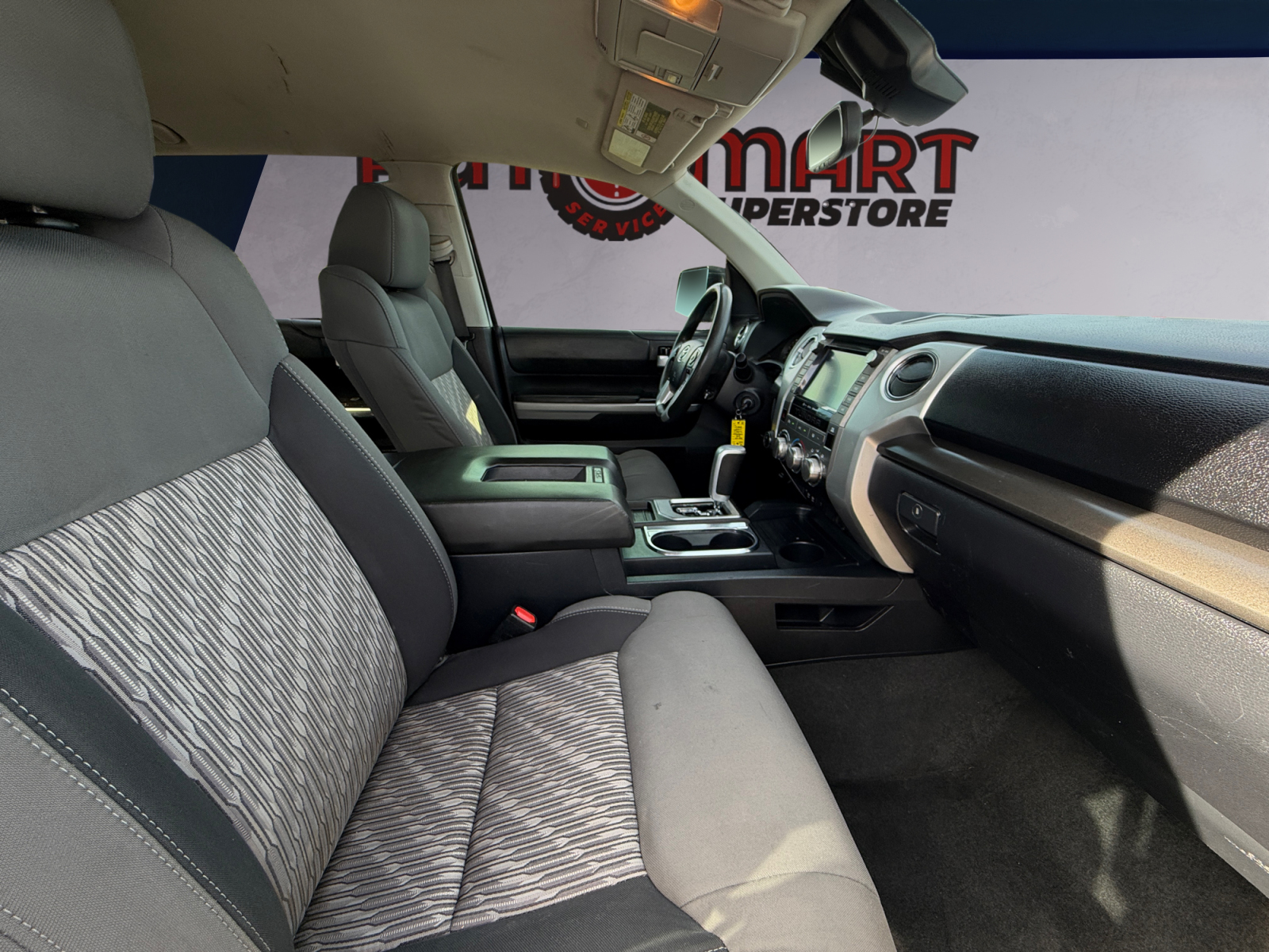 2020 Toyota Tundra SR5 - Photo 15