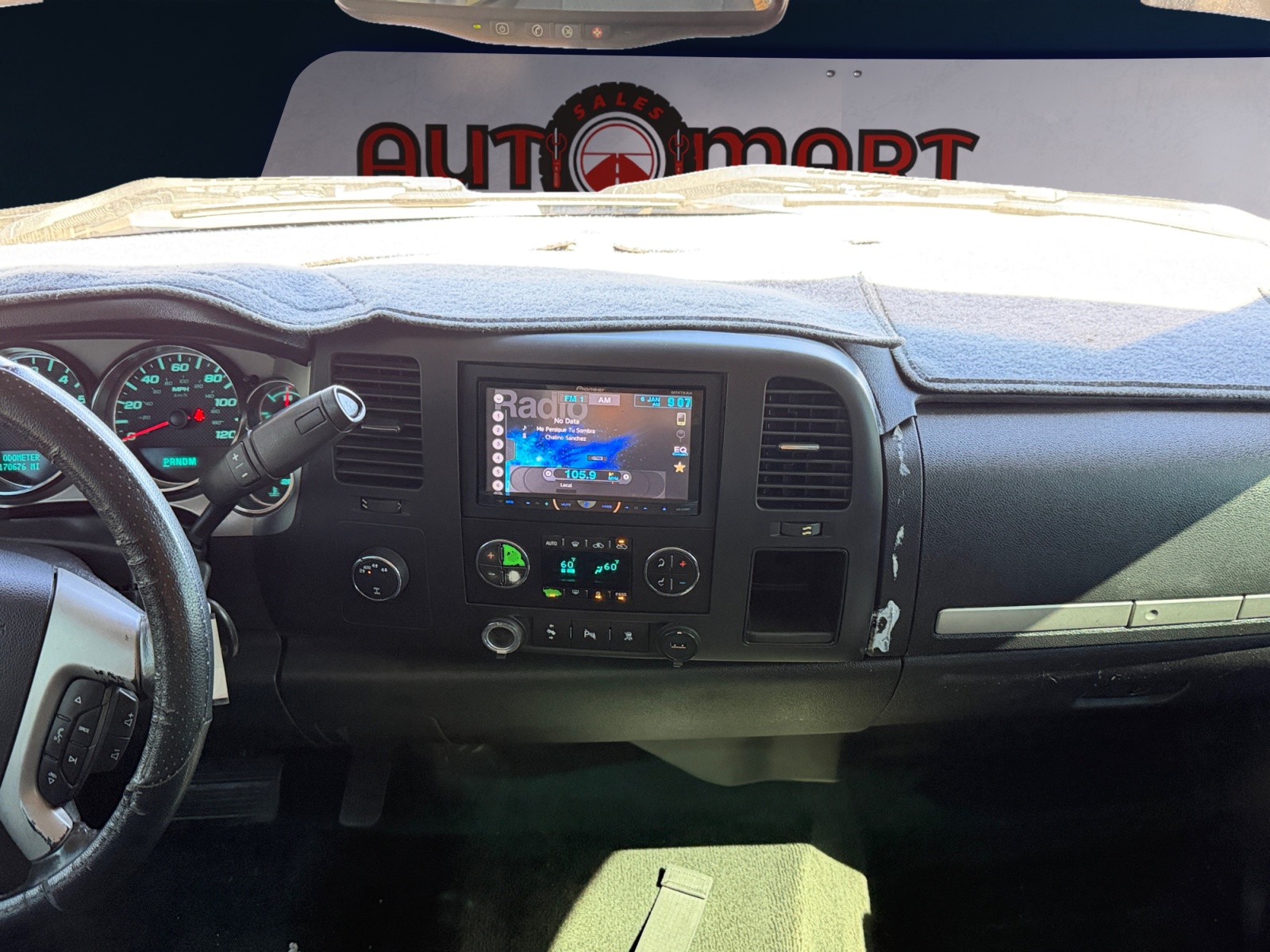 2011 Chevrolet Silverado 1500 LT - Photo 11