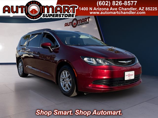 Velvet Red Pearlcoat 2020 Chrysler Voyager LXi FWD Minivan Front-Wheel Drive Automatic