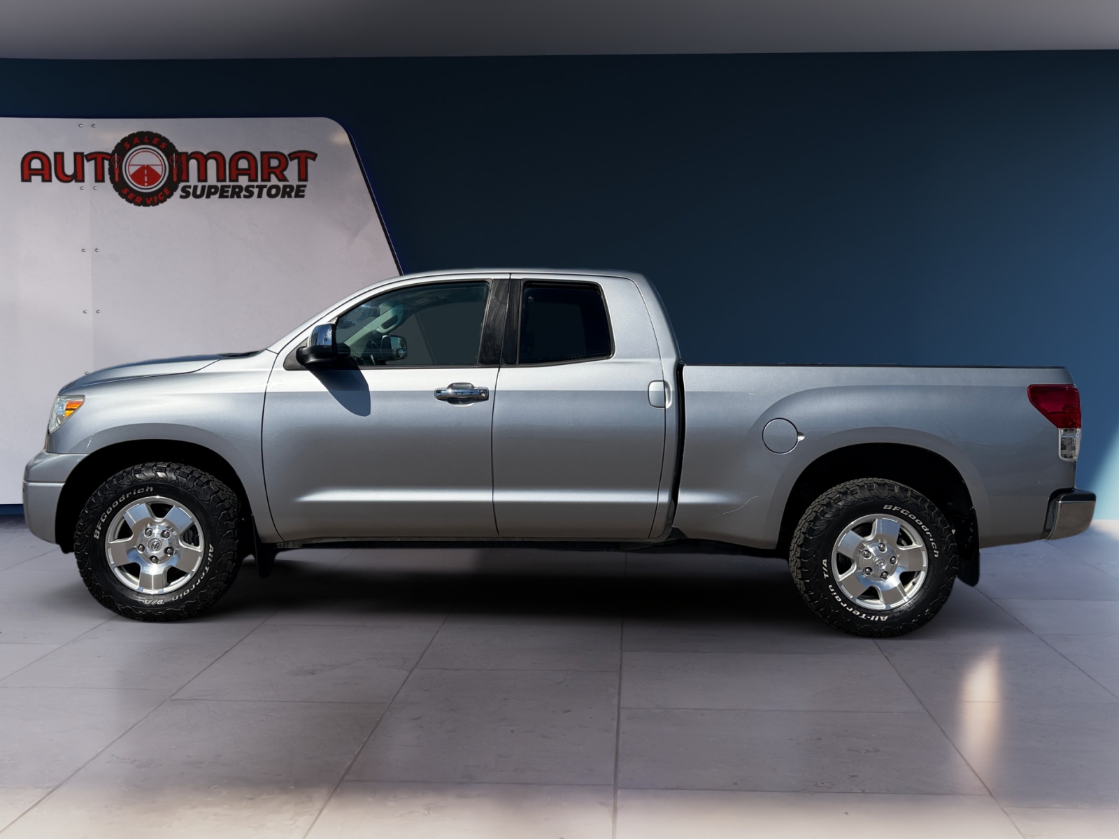 ゆーたろー Sold 2013 Toyota Tundra 4WD Truck LTD in Chandler