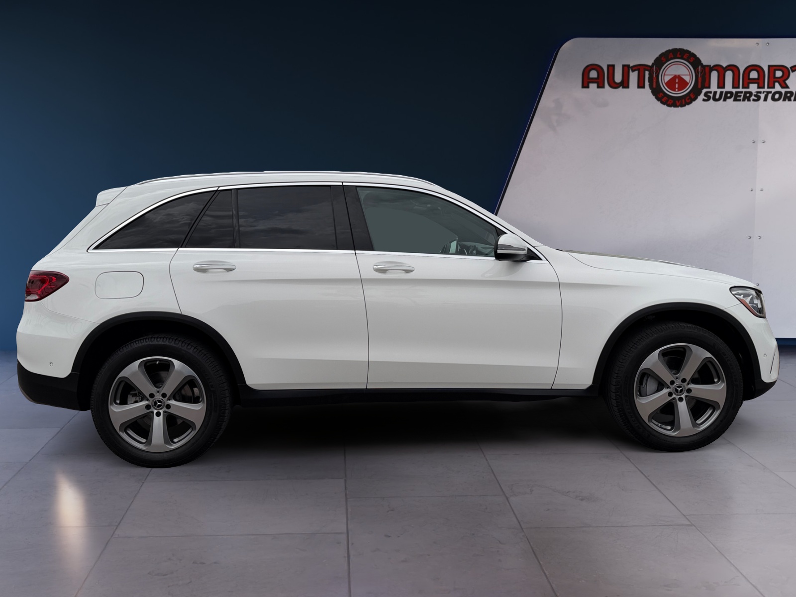2022 Mercedes-Benz GLC GLC300 - Photo 6
